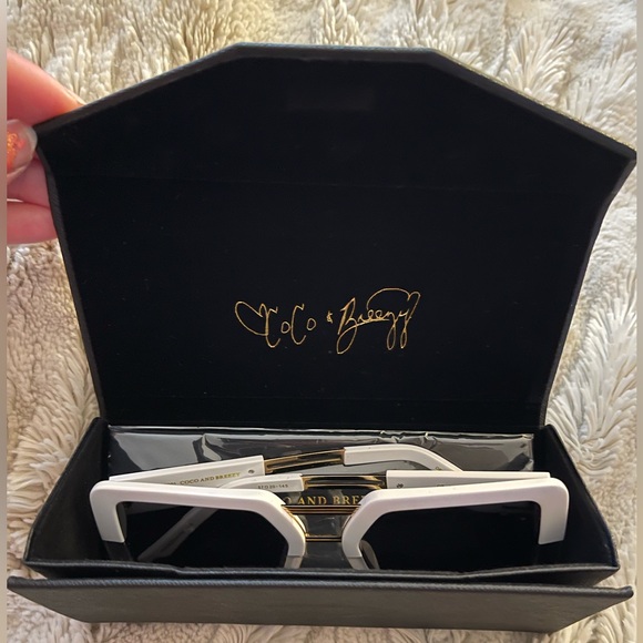 COCO AND BREEZY Amazonian 57mm Square Sunglasses. - Picture 12 of 14